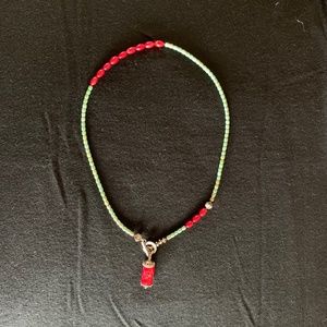 Lariat style necklace